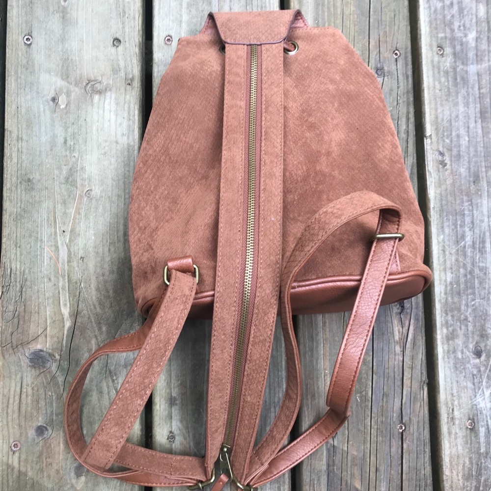 Universal Thread Backpack - image 3